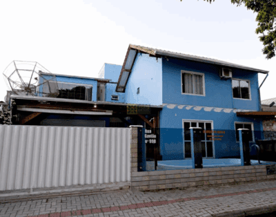 Bonita casa en la playa de Bombas